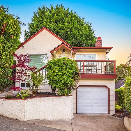 Sunrise On Lake Washington Villa Seattle Exterior foto